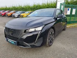 Noir Utilisé 2024 Peugeot 308 Allure | 26 990 € (Prix juste)