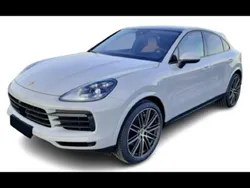 Blanc Utilisé 2022 Porsche Cayenne S SUV | 161 900 €