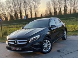 Noir Occasion 2014 Mercedes GLA200 Business SUV | 11 990 €