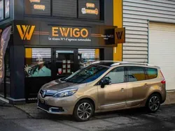 Beige Utilisé 2015 Renault Grand Scénic III Bose Edition Monospace | 9 990 € (Prix assez cher)