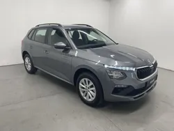 Gris Utilisé 2024 Skoda Kamiq Selection SUV | 20 795 €