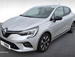 Gris Utilisé 2023 Renault Clio V Evolution Berline | 15 728 € (Prix juste)