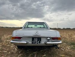 Gris Utilisé 1969 Mercedes SL280 Cabriolet | 89 900 €
