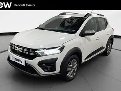 Blanc Utilisé 2022 Dacia Sandero Expression Citadine | 15 990 € (Prix juste)