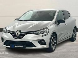 Gris Utilisé 2023 Renault Clio V Techno Berline | 15 899 € (Prix assez cher)