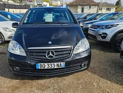 Noir Utilisé 2011 Mercedes A160 Classic | 4 700 €