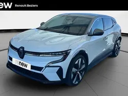 Blanc Utilisé 2022 Renault Mégane Techno Berline | 23 990 € (Prix juste)