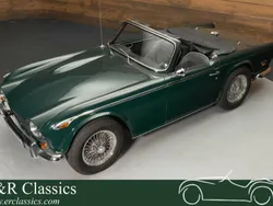 Vert Utilisé 1968 Triumph TR 250 Cabriolet | 39 950 €