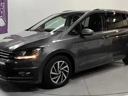 Gris Utilisé 2017 VW Touran Sound Monospace | 17 100 € (Prix cher)
