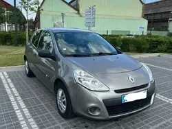 Utilisé 2011 Renault Clio III Expression Berline | 3 600 € (Super prix)