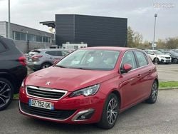 Rouge Utilisé 2016 Peugeot 308 Berline | 6 950 € (Bon prix)