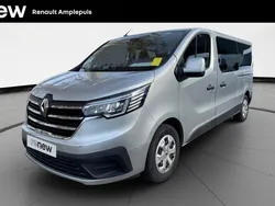 Gris Utilisé 2023 Renault Trafic Intens Van | 36 590 € (Prix juste)