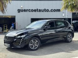 Noir Utilisé 2022 Peugeot 308 Active Berline | 16 490 € (Prix juste)