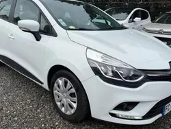 Blanc Utilisé 2018 Renault Clio IV Zen Citadine | 8 490 € (Bon prix)