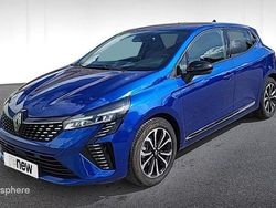 Bleu Utilisé 2025 Renault Clio V Techno Berline | 19 979 € (Prix cher)