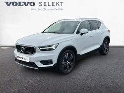 Blanc cristal metall Utilisé 2020 Volvo XC40 SUV | 30 900 € (Prix juste)