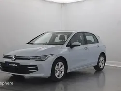 Bleu Utilisé 2024 VW Golf VIII Edition Berline | 25 299 € (Prix juste)