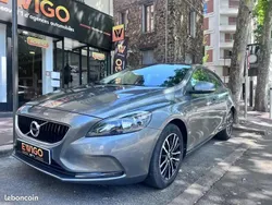 Gris Utilisé 2016 Volvo V40 Momentum Break | 13 990 € (Prix juste)