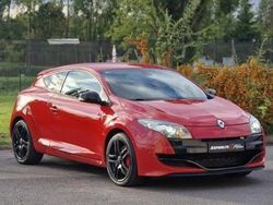 Utilisé 2011 Renault Mégane III R.S. Berline | 20 990 € (Prix cher)