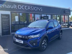 Bleu Utilisé 2024 Dacia Sandero Expression Citadine | 16 499 € (Prix juste)