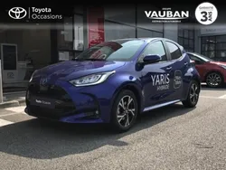 Bleu Utilisé 2025 Toyota Yaris Design Berline | 23 890 € (Prix juste)