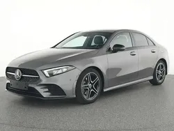 Gris Utilisé 2023 Mercedes A180 AMG line Citadine | 31 990 € (Prix juste)