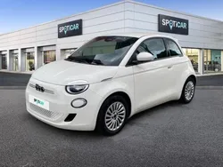 Blanc Utilisé 2023 Fiat 500e Action Citadine | 15 990 € (Prix juste)