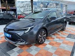 Blanc Nouvelle 2025 Toyota Corolla Design Break | 31 850 € (Prix juste)