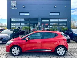 Rouge Utilisé 2013 Renault Clio IV Expression Berline | 7 790 € (Prix juste)