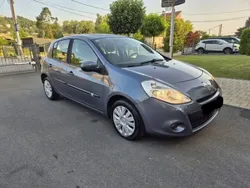 Utilisé 2001 Renault Clio II Berline | 2 000 € (Prix juste)