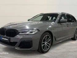 Gris Utilisé 2021 BMW 530 M Sport Break | 35 299 € (Prix juste)