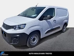 Blanc Utilisé 2023 Peugeot Partner S Monospace | 19 900 €