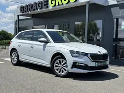 Blanc Utilisé 2024 Skoda Scala Ambition Citadine | 19 980 € (Prix juste)