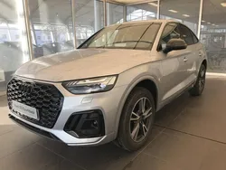 Argent fleuret métallisé Utilisé 2024 Audi Q5 Sportback S-Line SUV | 64 800 € (Prix assez cher)