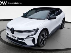 Blanc Occasion 2022 Renault Mégane Techno Berline | 21 990 € (Prix juste)