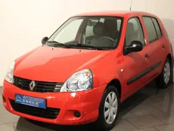 Rouge Utilisé 2010 Renault Clio II Campus Citadine | 5 490 €