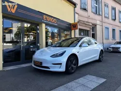 Blanc Utilisé 2020 Tesla Model 3 Standard Range Berline | 22 490 € (Prix juste)