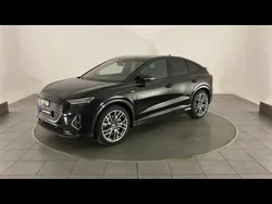 Noir mythe métallisé Utilisé 2024 Audi Q4 Sportback e-tron Design SUV | 59 990 €