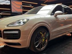 Utilisé 2019 Porsche Cayenne Turbo S Sport SUV | 124 890 € (Prix cher)