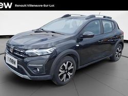 Noir Utilisé 2022 Dacia Sandero Comfort Citadine | 14 975 € (Prix juste)