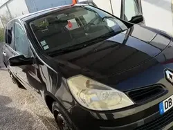 Utilisé 2008 Renault Clio II Dynamique Berline | 4 500 € (Prix assez cher)