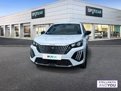 Utilisé 2023 Peugeot 2008 Allure SUV | 19 590 € (Prix juste)