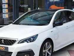 Blanc Utilisé 2019 Peugeot 308 GT-line Berline | 16 990 € (Prix assez cher)