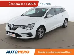 Blanc Utilisé 2022 Renault Mégane GrandTour Intens Break | 14 990 € (Bon prix)