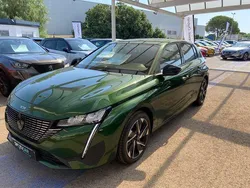 Vert Utilisé 2024 Peugeot 308 Allure | 27 290 € (Prix assez cher)
