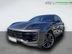 Utilisé 2025 Porsche Cayenne Turbo E-Hybrid SUV | 210 300 €