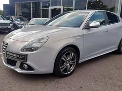 Argent Utilisé 2014 Alfa Romeo Giulietta Turismo Citadine | 9 900 € (Prix assez cher)