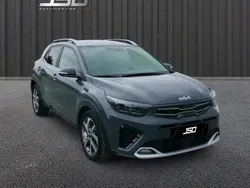 Utilisé 2022 Kia Stonic GT-Line SUV | 16 990 € (Prix juste)