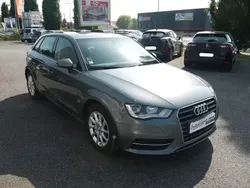Gris Utilisé 2016 Audi A3 Ambiente Berline | 14 490 €