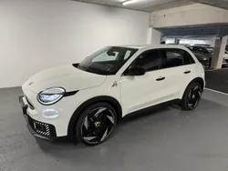 Blanc Utilisé 2025 Abarth 600e Turismo SUV | 40 990 €
